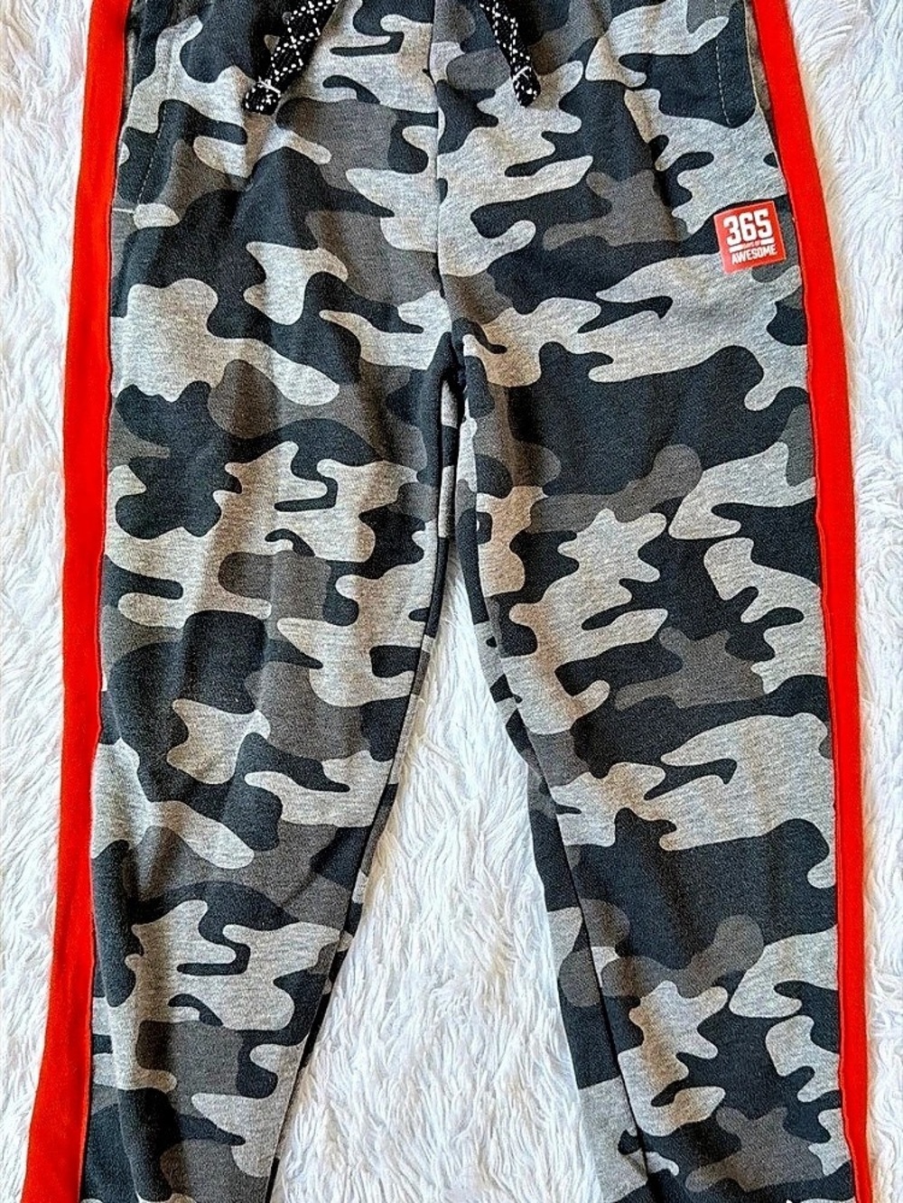 365 KIDS Boys Size 6 Camo Jogger Pants